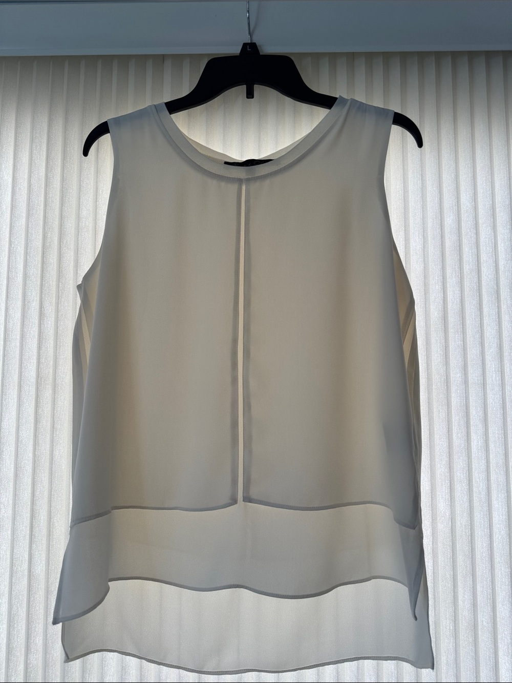 Rose & Olive White Layered Sleeveless Chiffon Camisole
